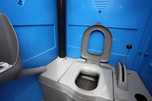 Portable Toilet Options We Offer in Montrose Ghent, OH